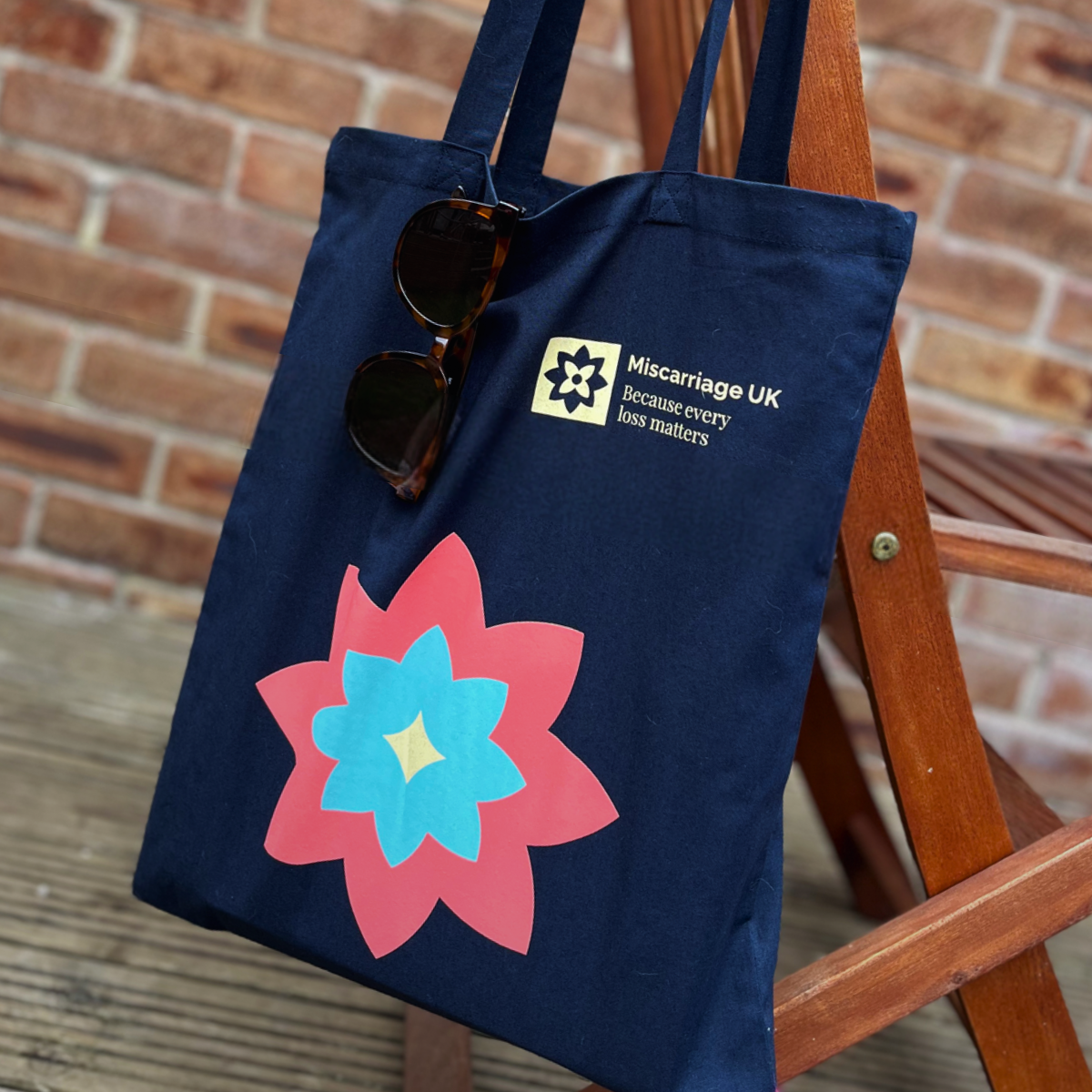 Tote bag